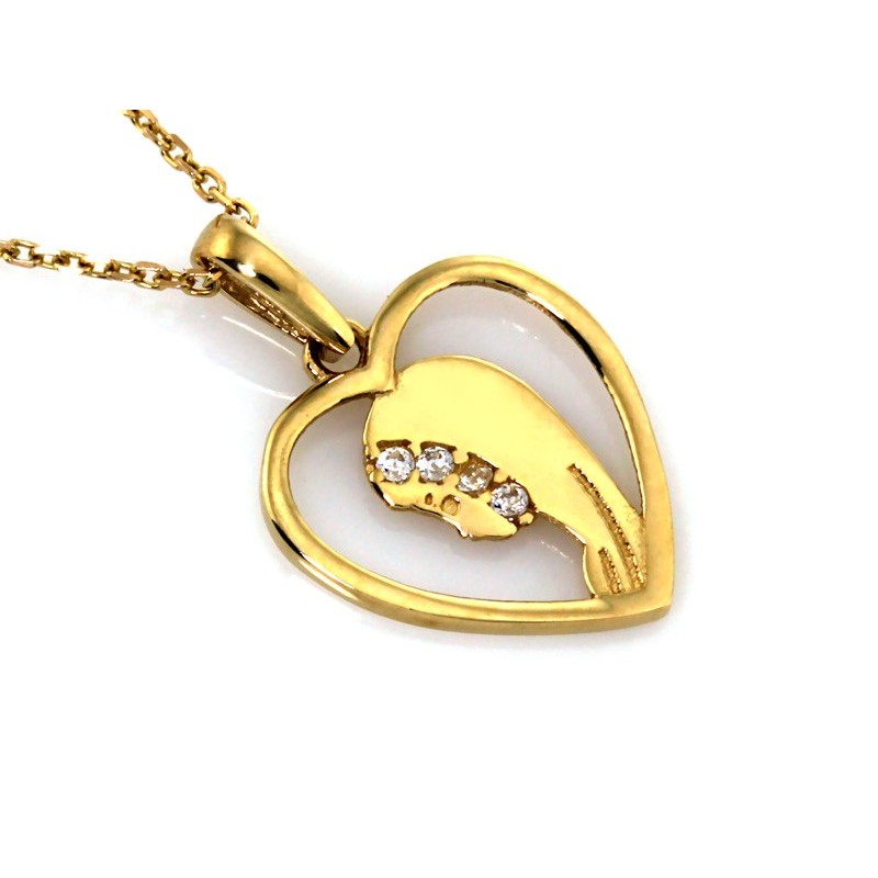 Złoty medalik z Matką Boską w kształcie serca